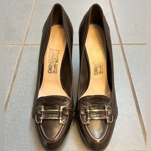 Women’s Vintage Ferragamo Pumps